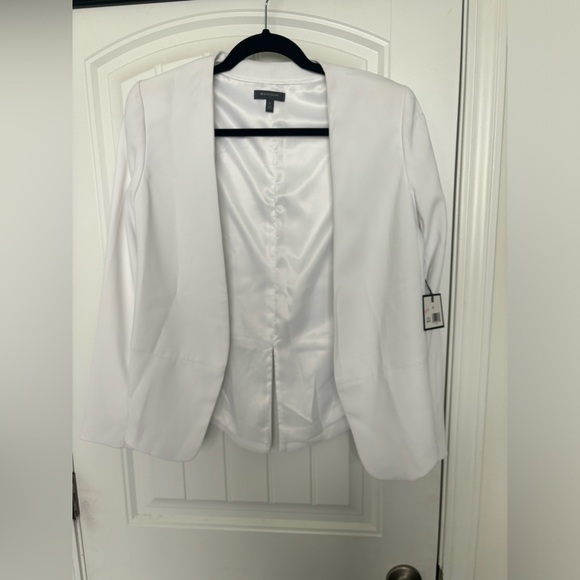 Blazer - Picture 1 of 3